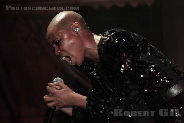 SKUNK ANANSIE - 2009-11-20 - PARIS - Elysee Montmartre - 